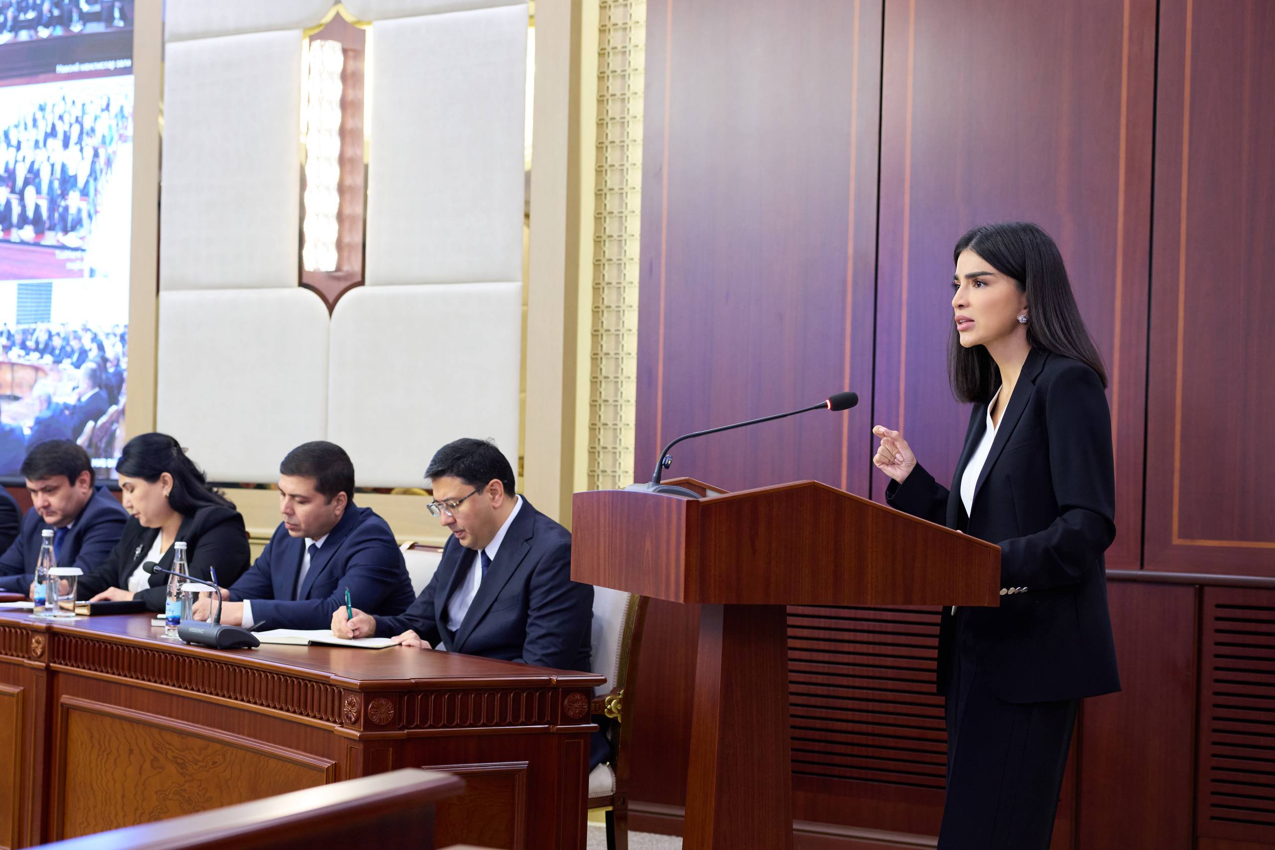 Saida Mirziyoyeva Oliy sudning yangi raisini tanishtirdi