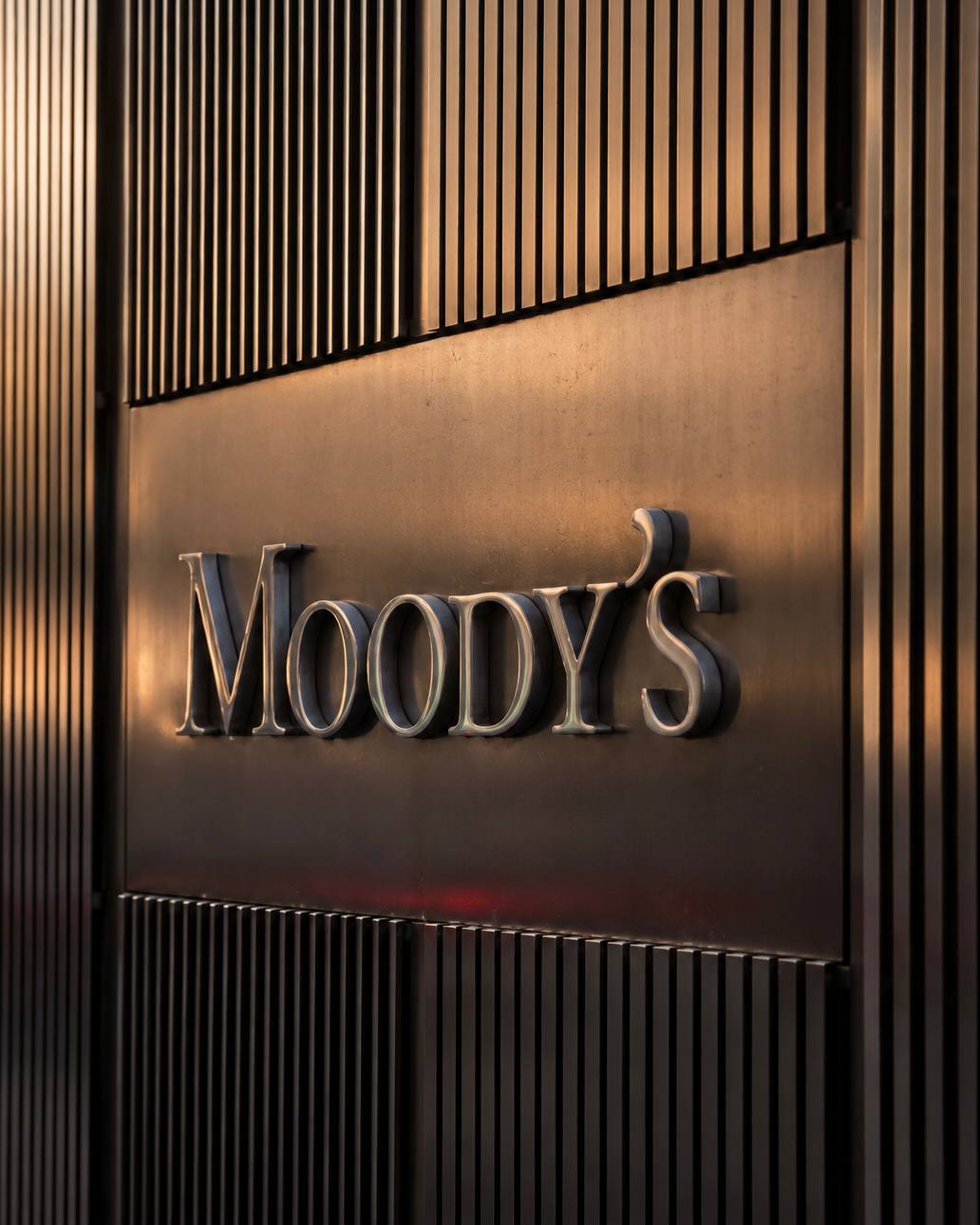 Moody’s O‘zbekistonning kredit reytingini “Ba2” darajasiga oshirdi