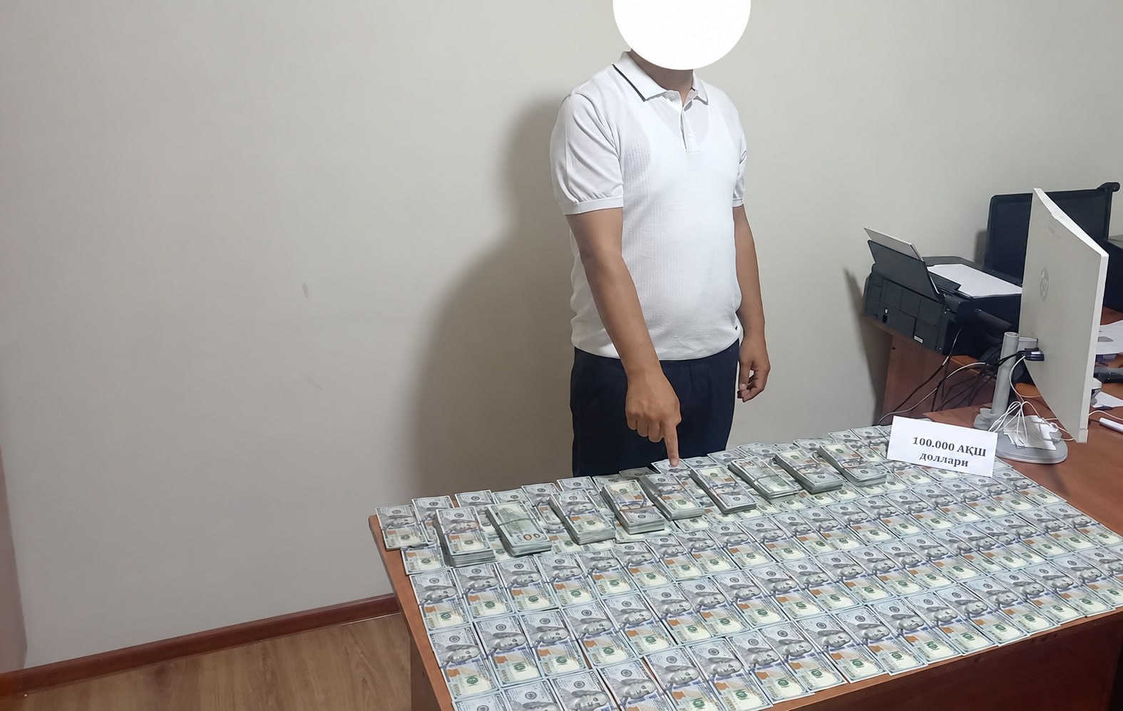 Uchko‘prik tumani hokimi lavozimini 210 ming dollarga “olib berish”ni va’da qilgan shaxs ushlandi